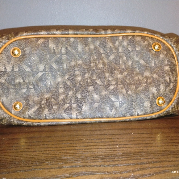 Michael Kors Brown Tote Bag - Picture 4 of 5
